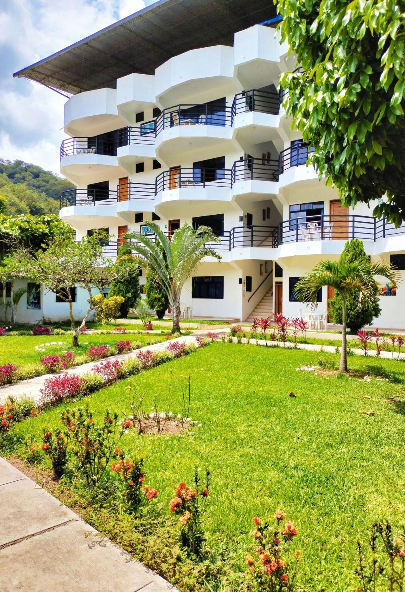 Hotel El Tirol San Ramón Exterior foto